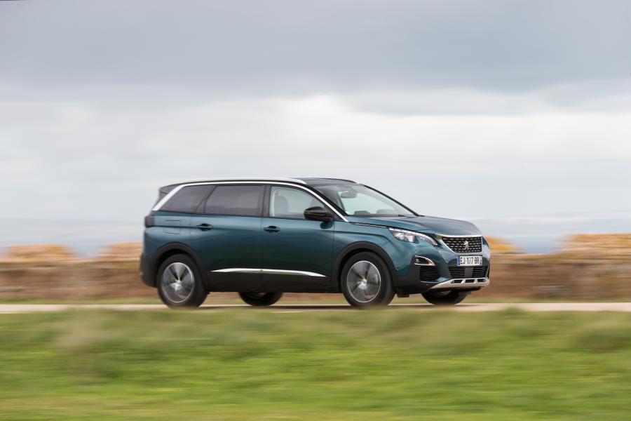  Peugeot 5008 2017 года  (WW) (фото 10 из 31)